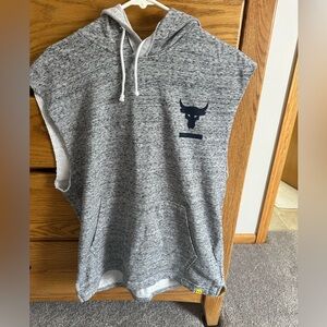 Under Armor/ Project Rock sleeveless hoodie